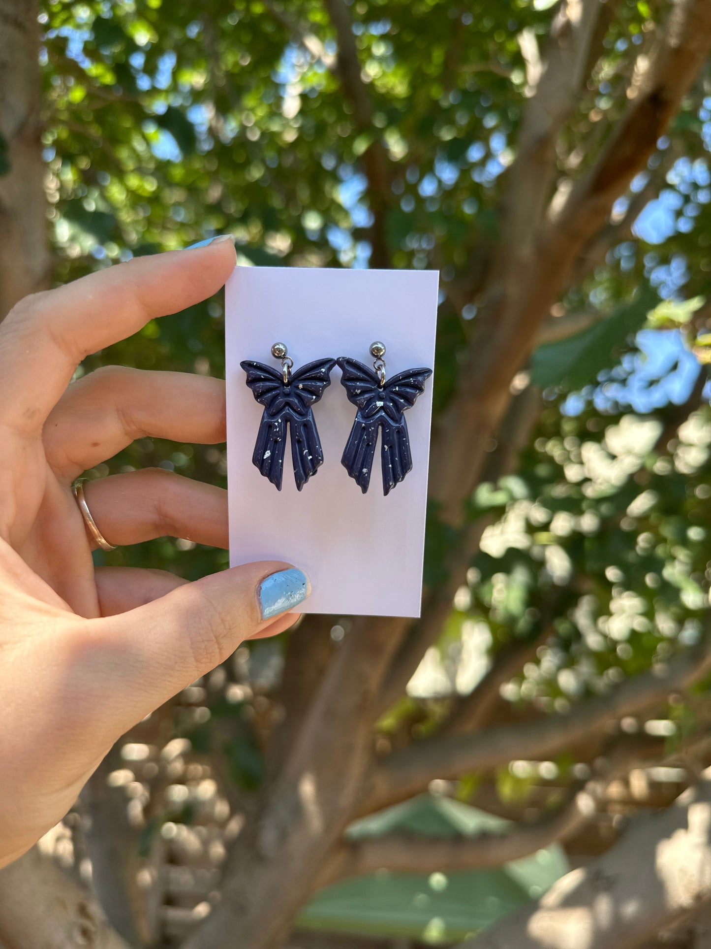 Midnight bat bow dangles